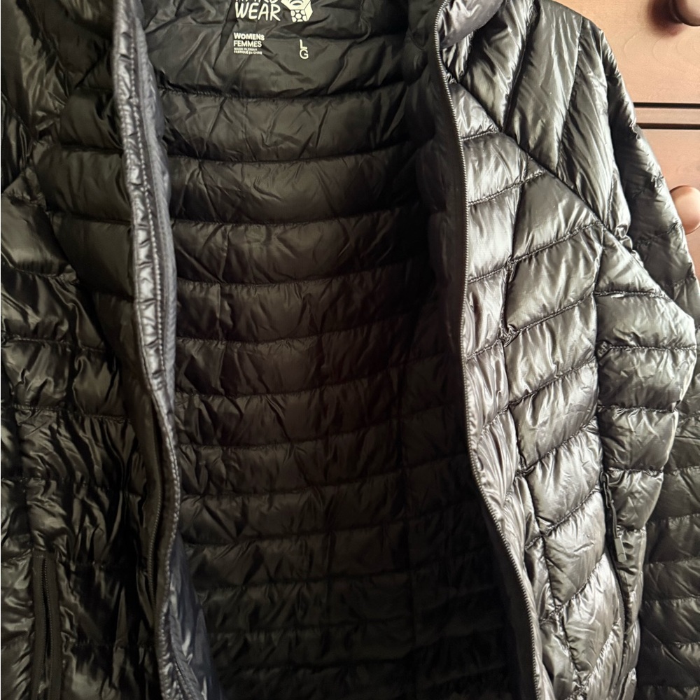 Mountain Hardwear Ghost Whisperer Shiny Black Puffer Jacket with hoody - Picture 5 of 10
